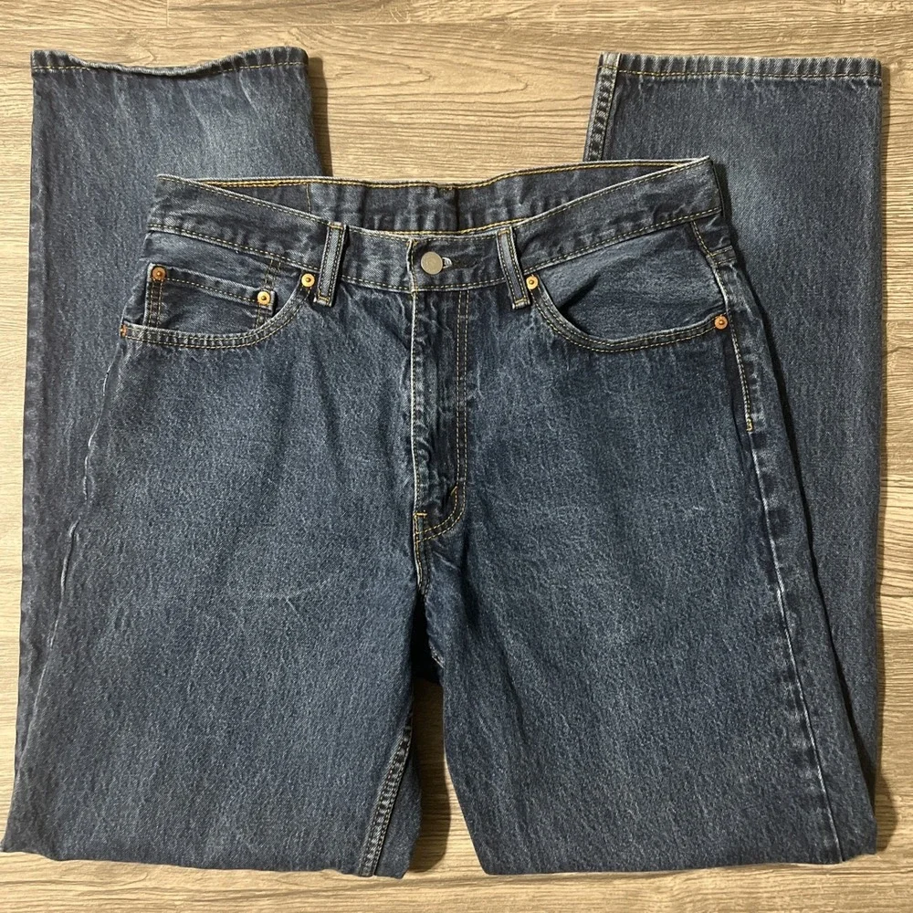 Levi's 550 Relaxed Fit Tapered Leg Dark Wash Blue Jeans Size‎ Size 34x34 (34x33)